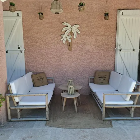 Le Mas Victoria - Chambres D'Hotes Avec Table D'Hotes-Parking Prive Ferme-2
